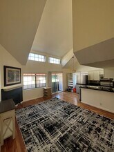 15946 Vanowen St in Los Angeles, CA - Building Photo - Building Photo