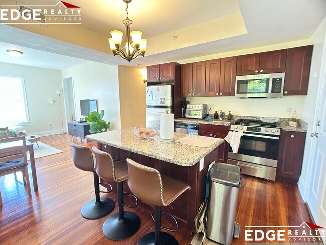 74 Fisher Ave in Boston, MA - Building Photo - Building Photo