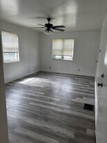 246 Basswood Ave in Dayton, OH - Building Photo