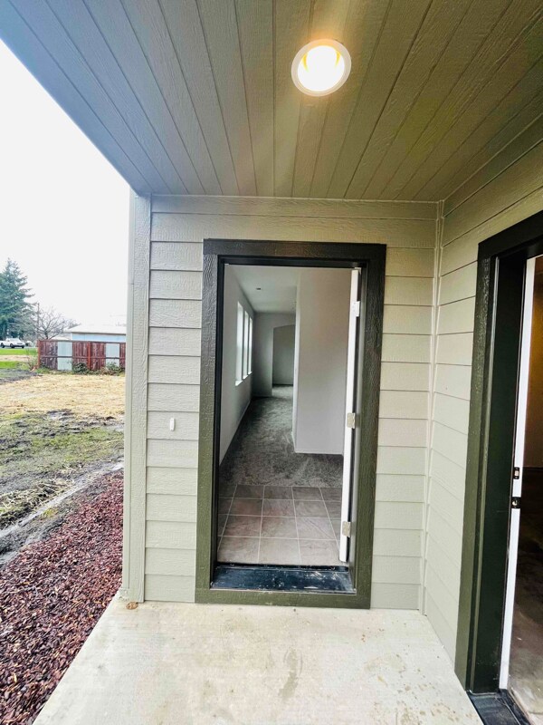 611 Koontz Rd in Chehalis, WA - Building Photo - Building Photo