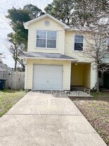 34 Harbeson Ave NE in Fort Walton Beach, FL - Building Photo
