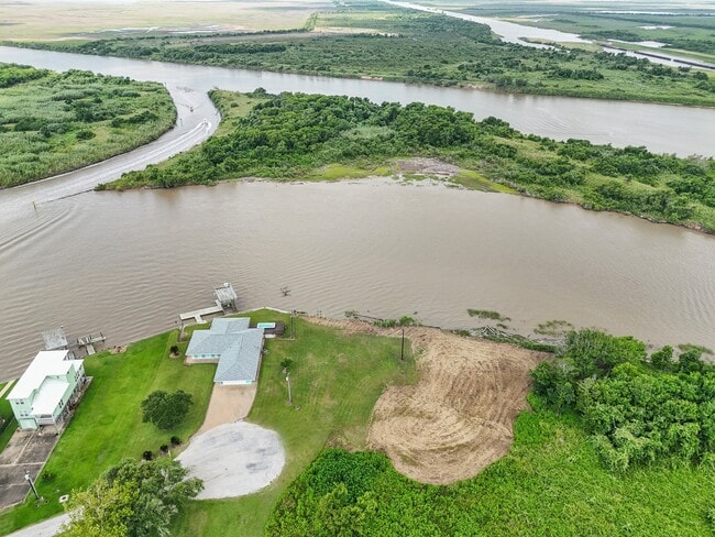 779 Cr 257 in Matagorda, TX - Building Photo - Building Photo