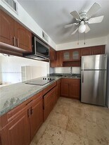 20200 NE 27th Ct in Aventura, FL - Building Photo