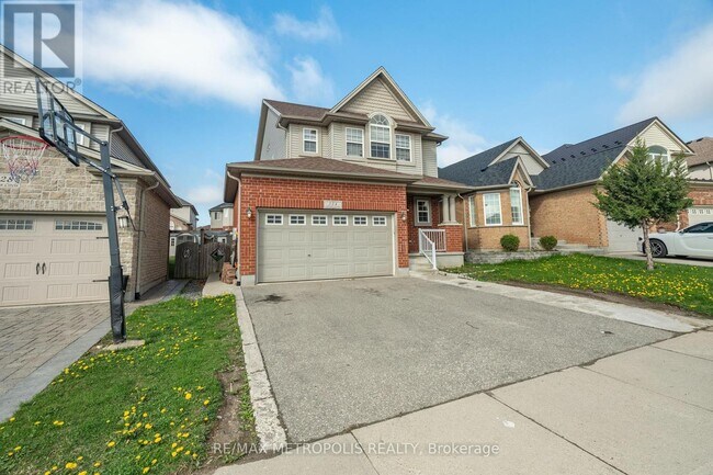 324 Colton Cir in Kitchener, ON - Building Photo - Building Photo