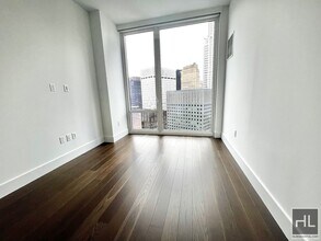 Gorgeous No Fee 1 Bedroom in Turtle Bay in New York, NY - Building Photo - Building Photo