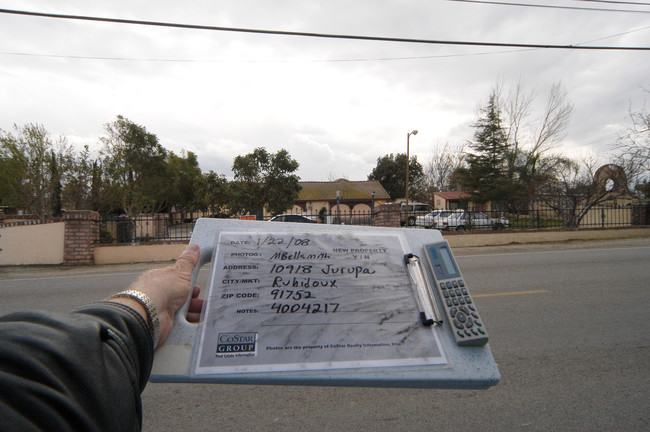 10918 Jurupa Rd in Jurupa Valley, CA - Foto de edificio - Other