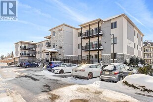 480 Church St in Russell, ON - Building Photo