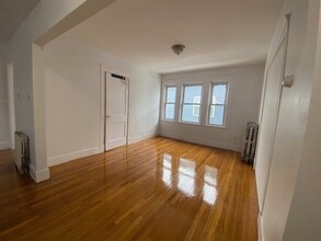 91-93 Harvard St-Unit -2 in Malden, MA - Building Photo - Building Photo
