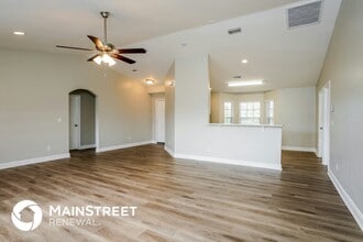 826 Adeline Ave in Lehigh Acres, FL - Foto de edificio - Building Photo