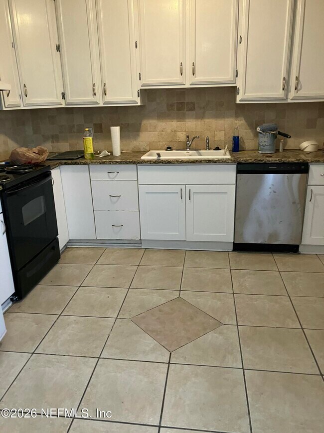 2515 Waters Edge Dr in Neptune Beach, FL - Building Photo - Building Photo