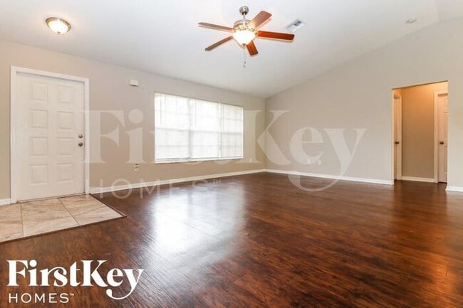 18421 Columbine Rd in Ft. Myers, FL - Building Photo - Building Photo