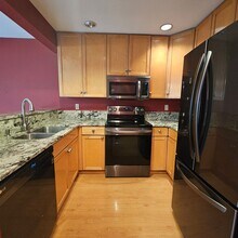 26325 Illinois Ave NE in Kingston, WA - Building Photo - Building Photo