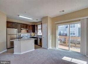 21788 Dragons Green Square in Ashburn, VA - Building Photo - Building Photo