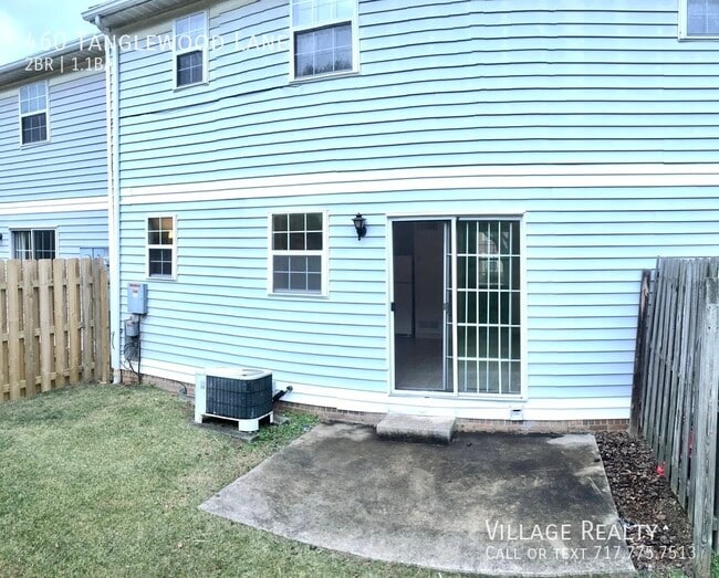 460 Tanglewood Ln in Dallastown, PA - Building Photo - Building Photo