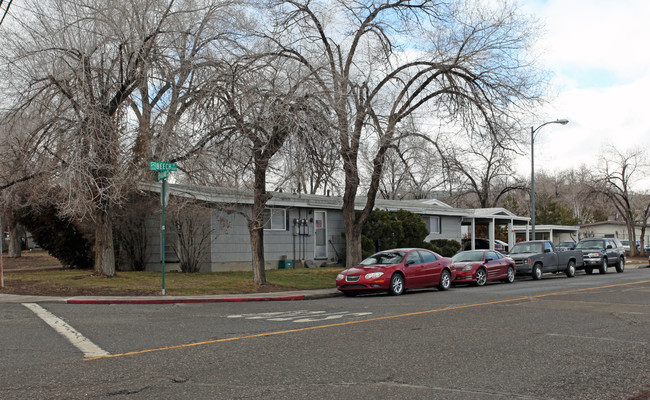 401-407 Highland Ave in Reno, NV - Building Photo - Building Photo