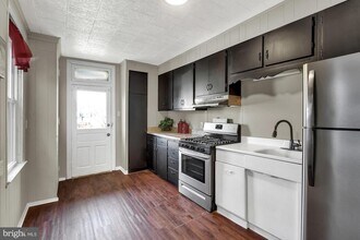 34 N Sherman St in York, PA - Building Photo - Building Photo
