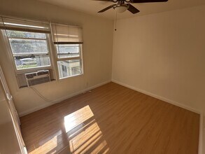 2453 Silver Lake Blvd in Los Angeles, CA - Building Photo - Building Photo