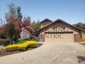 2945 Bridlewood Dr in El Dorado Hills, CA - Building Photo - Building Photo