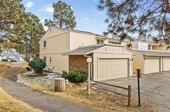 2754 S Kenton Ct in Aurora, CO - Building Photo - Building Photo