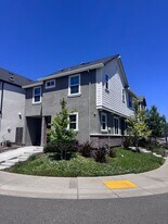 5019 Wuthering Ave in Sacramento, CA - Building Photo