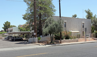 Catalina Apartments