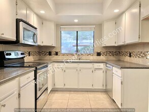 7255 E Snyder Rd in Tucson, AZ - Building Photo - Building Photo