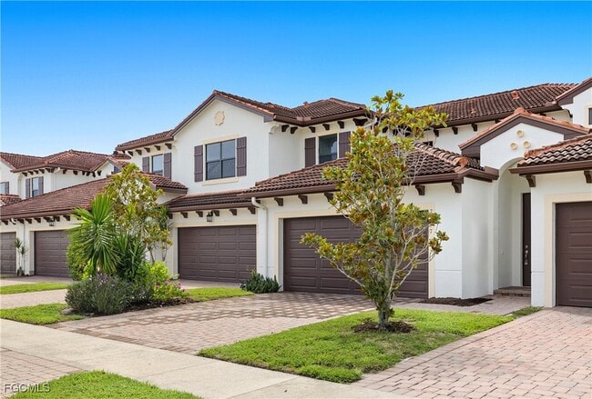 7757 Bristol Cir in Naples, FL - Building Photo - Building Photo
