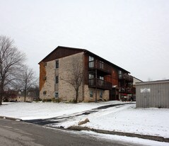 7373 West Blvd in Youngstown, OH - Building Photo