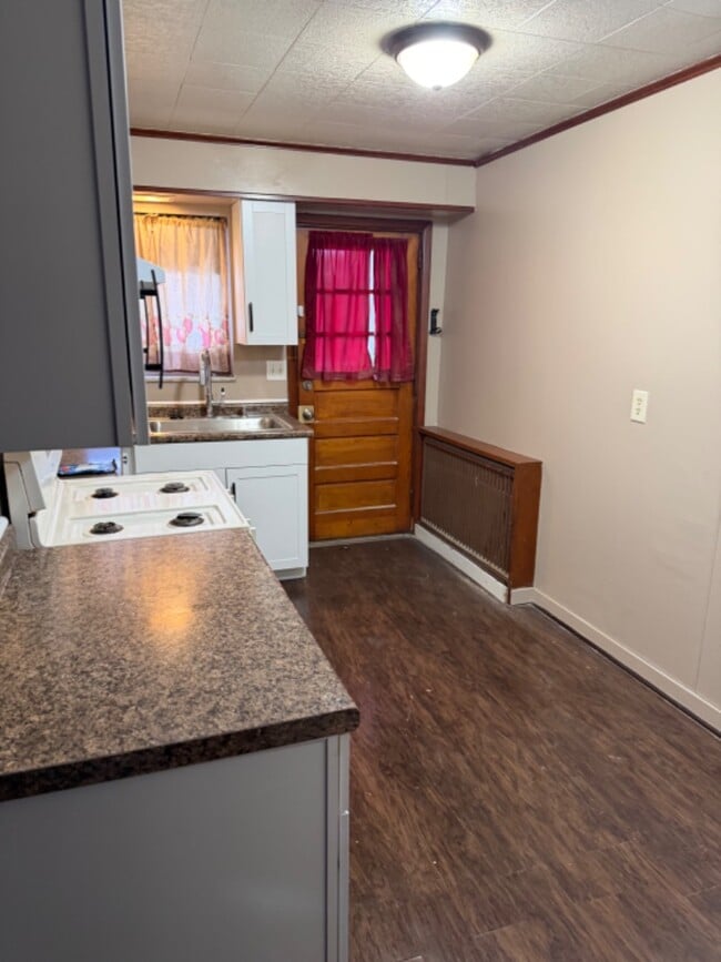 property at 544 Center St