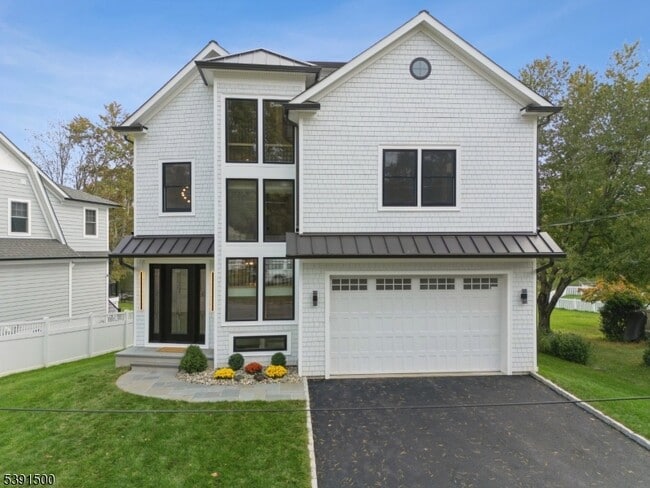 15 Lake Rd in Chatham Township, NJ - Building Photo - Building Photo