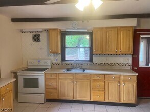 1116 St Louis Ave in Hillside, NJ - Building Photo - Building Photo