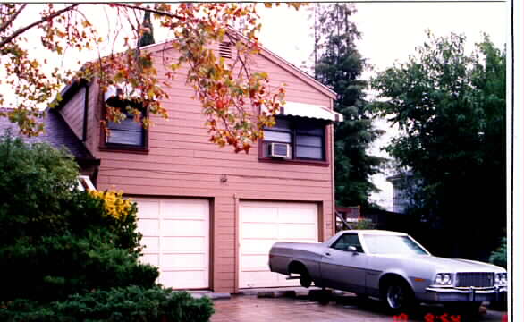 2329 Jefferson Ave in Redwood City, CA - Foto de edificio - Building Photo