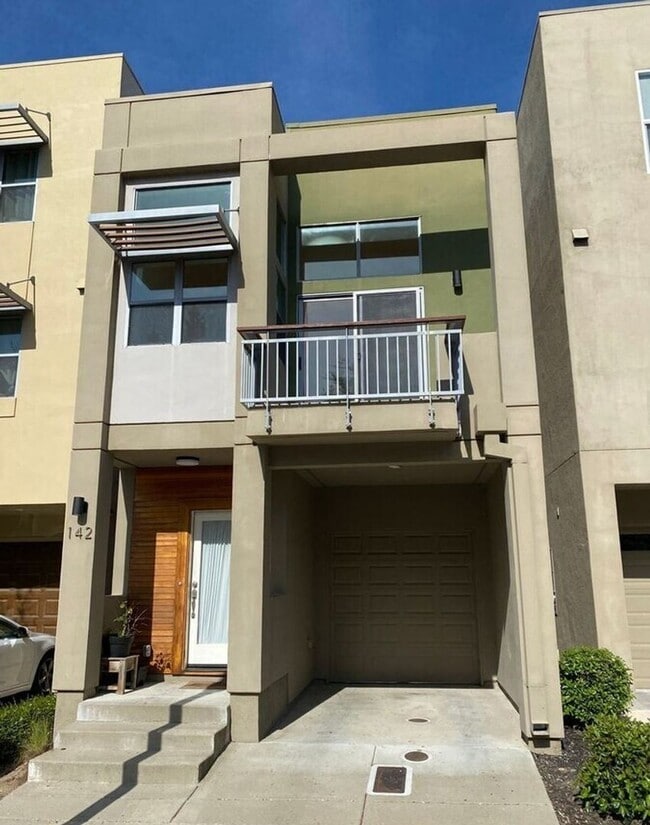 property at 142 4th St