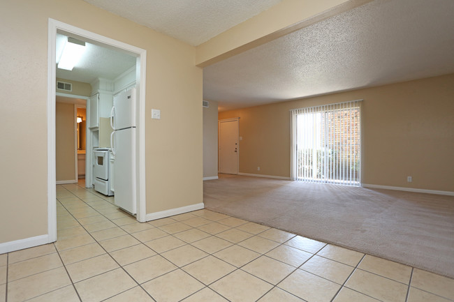 Normandy Apartments in Port Arthur, TX - Building Photo - Interior Photo