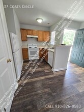 37 Coats Cir in Benson, NC - Building Photo - Building Photo