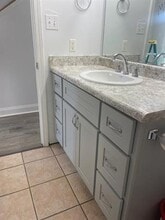 1600 Newport Pl, Unit 8 in Kenner, LA - Building Photo - Building Photo