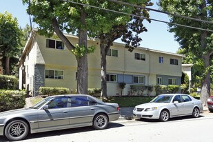Glen Terraces in San Jose, CA - Building Photo