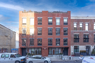 123-125 S 1st St in Brooklyn, NY - Building Photo - Building Photo