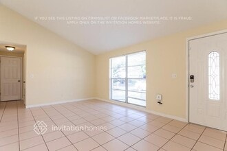 6401 Bali Ct in Tampa, FL - Building Photo - Building Photo