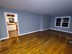 100 Willow Ave in Warner Robins, GA - Foto de edificio - Building Photo