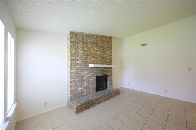 12805 Broughton Way in Austin, TX - Building Photo - Building Photo