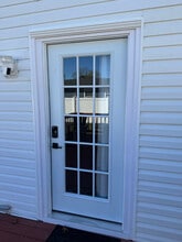 9 Collingswood Dr in Shirley, NY - Foto de edificio - Building Photo