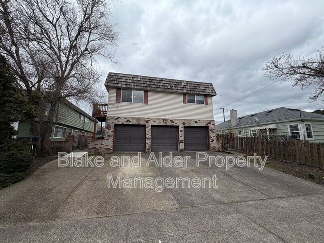 property at 1215 SE Haig St