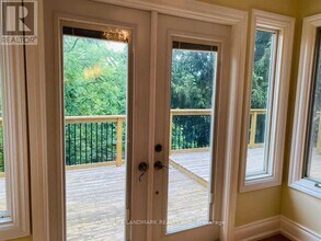 168 Timpson Dr in Aurora, ON - Building Photo - Building Photo