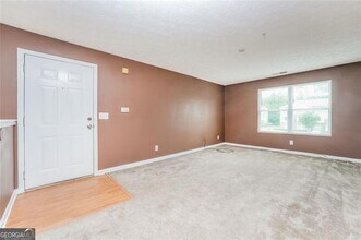 12201 Fairington Ridge Cir in Stonecrest, GA - Building Photo - Building Photo