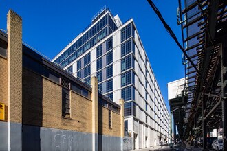 ARC in Long Island City, NY - Building Photo - Building Photo