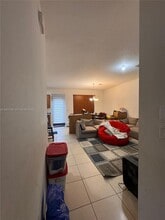 772 NE 191st Ter in Miami, FL - Building Photo - Building Photo