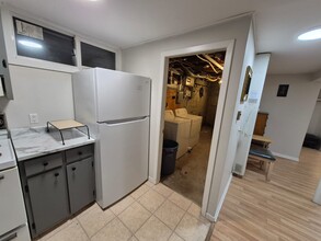73 Broadway St in Moncton, NB - Building Photo - Building Photo