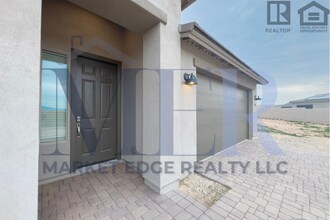 231 E Santa Cruz Dr in Phoenix, AZ - Building Photo - Building Photo