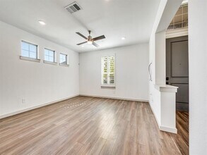 673 Vista Oaks Rd in Lewisville, TX - Building Photo - Building Photo